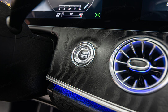Mercedes E Klasa E 300 Coupe 2.0 9G-TRONIC