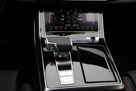 Audi Q7 60 TFSI e PHEV quattro S Line Tiptr.