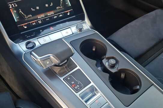Audi A6 40 TDI quattro S Line