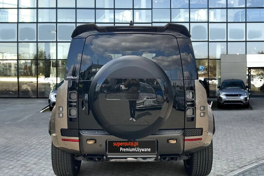 Land Rover Defender 110 4.4 P635 V8 mHEV Octa