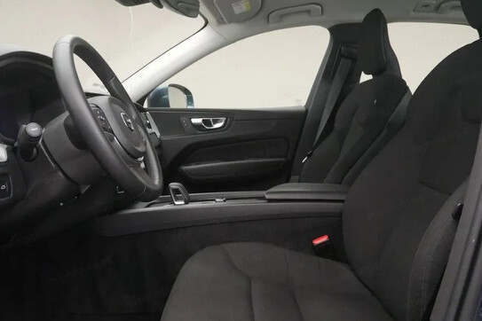 Volvo XC60 B4 D Momentum Pro aut