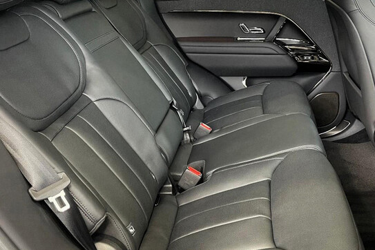 Land Rover Range Rover Sport D300 Dynamic HSE