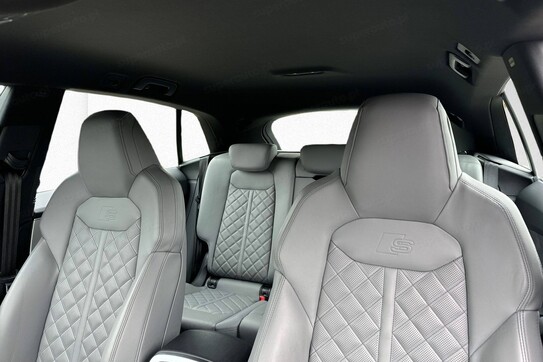 Audi Q8 50 TDI quattro