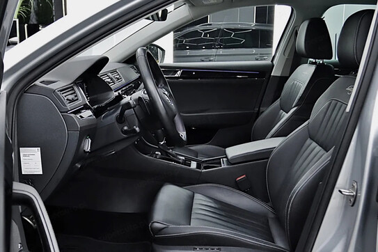 Skoda Superb 2.0 TDI SCR L&K DSG