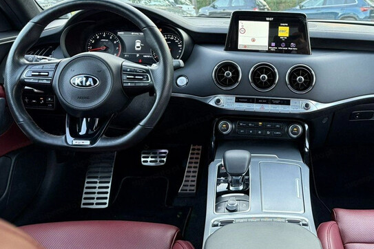 Kia Stinger 3.3 T-GDI V6 GT Prestige Line AWD