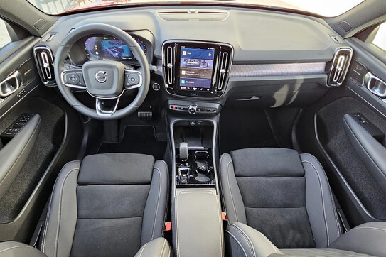 Volvo XC40 B4 Plus Dark aut