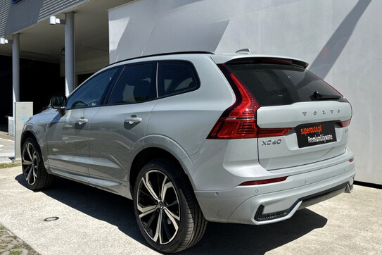 Volvo XC60 B5 B AWD Ultra Dark aut
