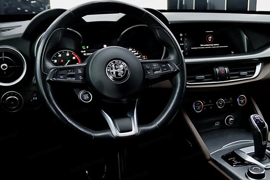 Alfa Romeo Stelvio 2.0 Turbo Veloce Q4 aut