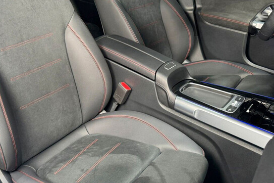Mercedes GLB 200  AMG Line