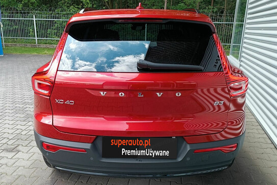 Volvo XC40 B3 Plus Dark