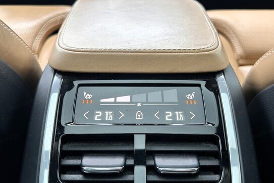 Volvo XC90 T8 AWD Plug-In Hybrid Inscription 7os aut