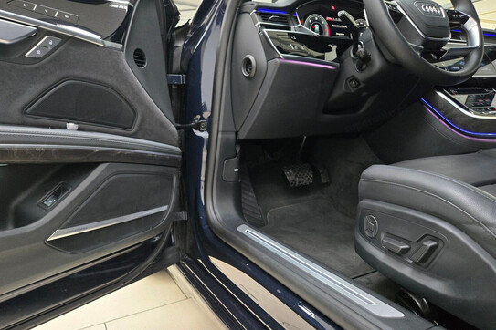 Audi A8 50 TDI quattro