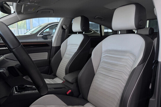 Volkswagen Arteon 2.0 TDI Elegance DSG