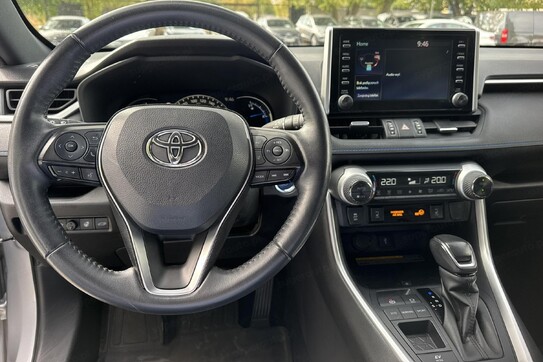 Toyota RAV4 Selection 2.5 Hybrid