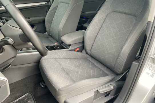 Volkswagen Golf 1.5 TSI