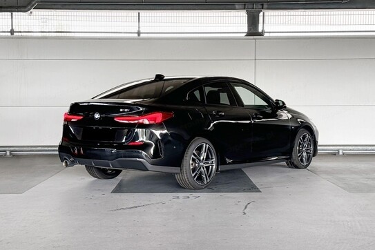 BMW Seria 2 Gran Coupe 218i M Sport