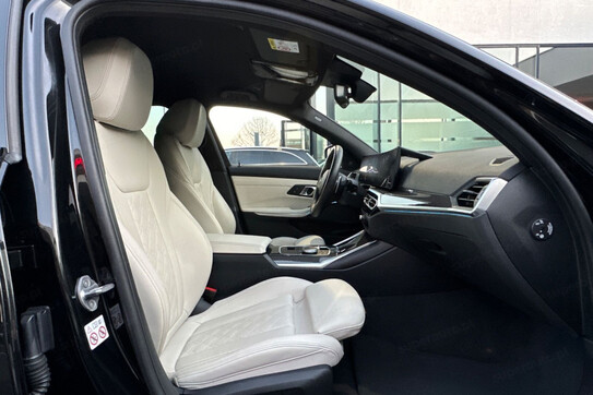 BMW Seria 3 Touring 330e xDrive M Sport