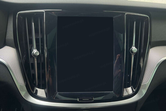 Volvo V60 T6 AWD Plug-In Hybrid Plus Dark