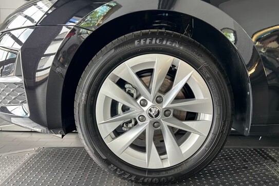 Skoda Octavia Selection Edition 130 1.5 TSI mHEV DSG