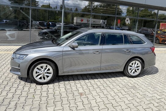 Skoda Octavia Selection Edition 130 1.5 TSI mHEV DSG