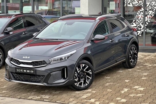 Kia XCeed 1.5 T-GDI Business Line DCT