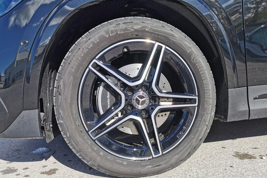 Mercedes GLA 200  AMG Line