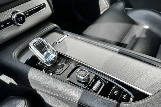 Volvo XC90 T8 AWD Plug-In Hybrid Inscription 7os