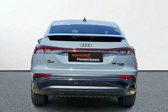 Audi Q4 45 e-tron quattro S Line