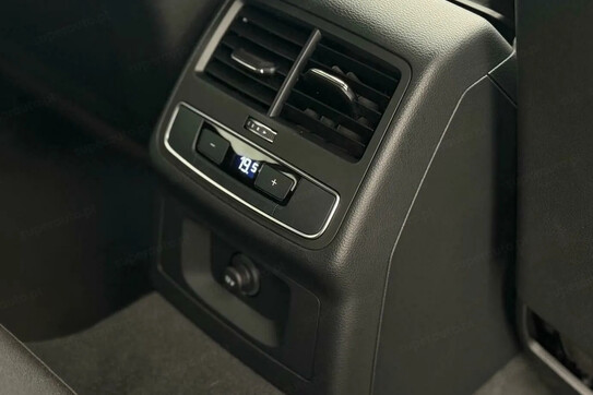 Audi A4 Avant 35 TFSI S Line