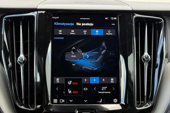 Volvo XC60 B4 B Plus Dark aut