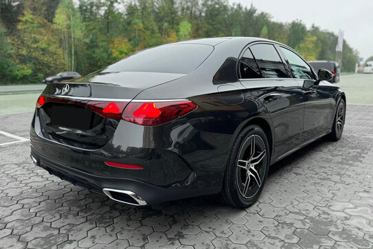 Mercedes E Klasa 220 d 4-Matic AMG