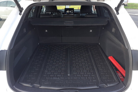 Toyota Corolla 1.8 Hybrid Style