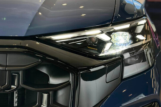 Audi Q8 55 TFSI e quattro