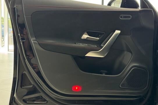 Mercedes CLA 200 AMG Line