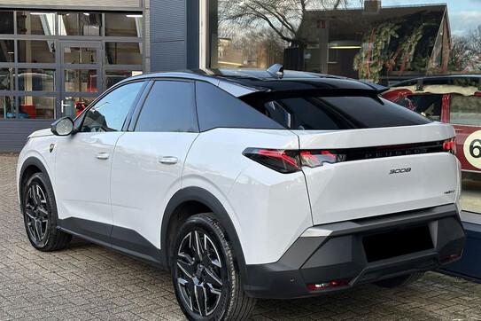 Peugeot 3008 GT e-DCS6 1.2 PureTech mHEV