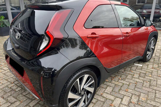 Toyota Aygo X Executive 1.0 benzyna