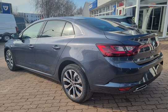 Renault Megane Techno 1.5 blue dCi EDC