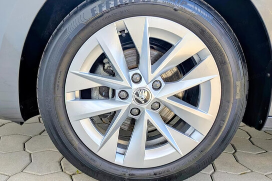 Skoda Octavia Selection Edition 130 1.5 TSI mHEV DSG