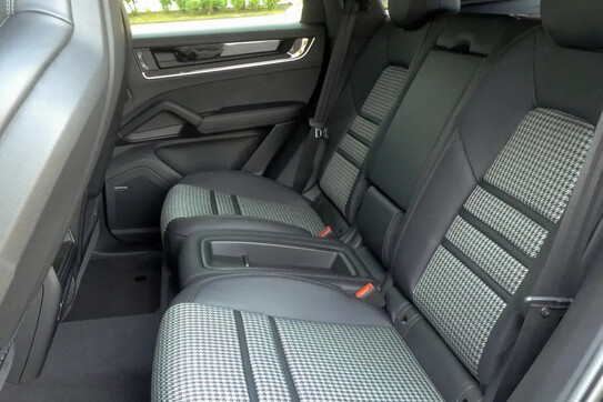Porsche Cayenne Coupe S