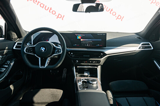 BMW Seria 3 Touring 330i xDrive M Sport
