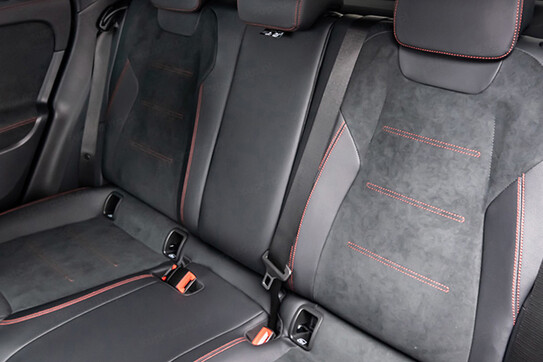Mercedes GLA 200  AMG Line