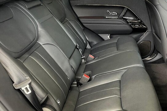 Land Rover Range Rover Sport D250 SE