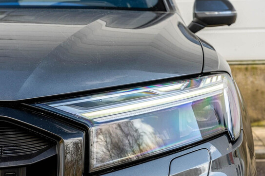 Audi Q7 60 TFSI e quattro S Line