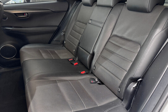 Lexus NX 300h F Sport AWD