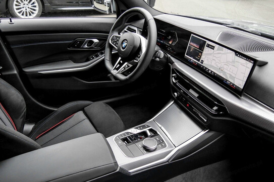 BMW Seria 3 Touring 330i xDrive M Sport