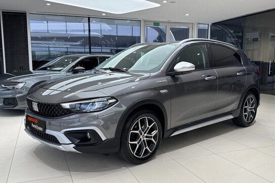 Fiat Tipo 1.6 MultiJet Cross