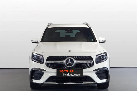 Mercedes GLB 200 4-Matic AMG Line 8G-DCT