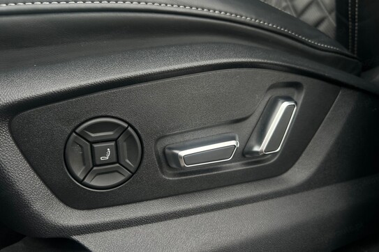 Audi Q8 50 TDI quattro Tiptronic