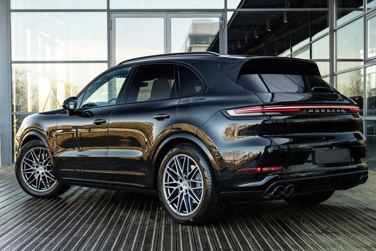Porsche Cayenne Cayenne