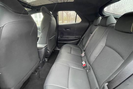 Toyota C-HR 2.0 Hybrid Executive Premiere Edition AWD